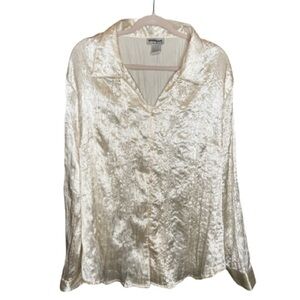 Unique Spectrum 3X Women's Shimmering Cream Button Down Shirt P2P:28.5” L:28.5”